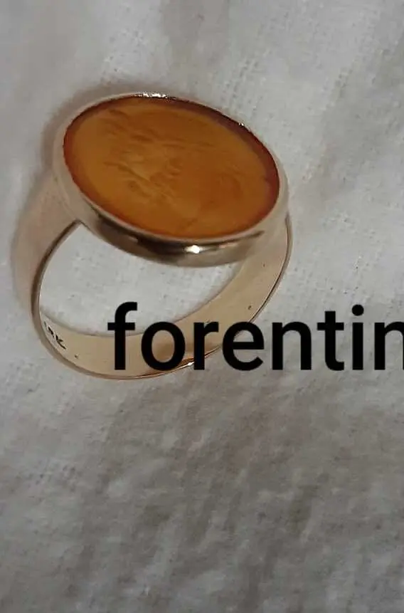 Anillo de compromiso en oro grabado - Joyería La Filigrana Trujillo