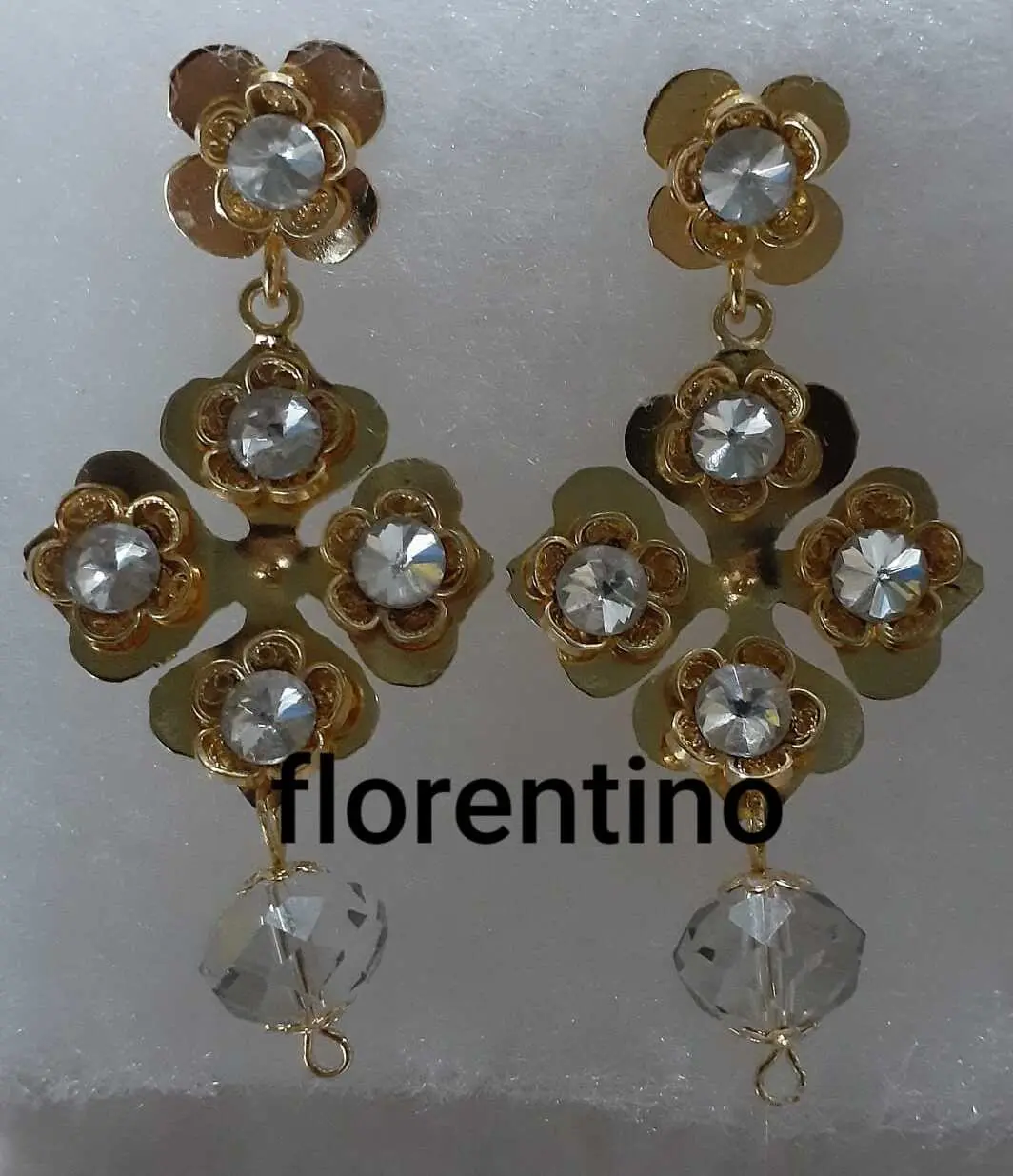 Aretes flor - Joyería La Filigrana Trujillo