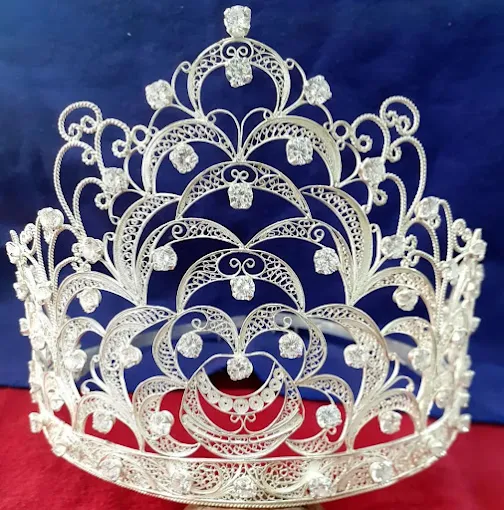 Corona de plata en filigrana - Joyería La Filigrana Trujillo